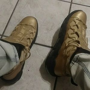 Meet your Posher, Brett